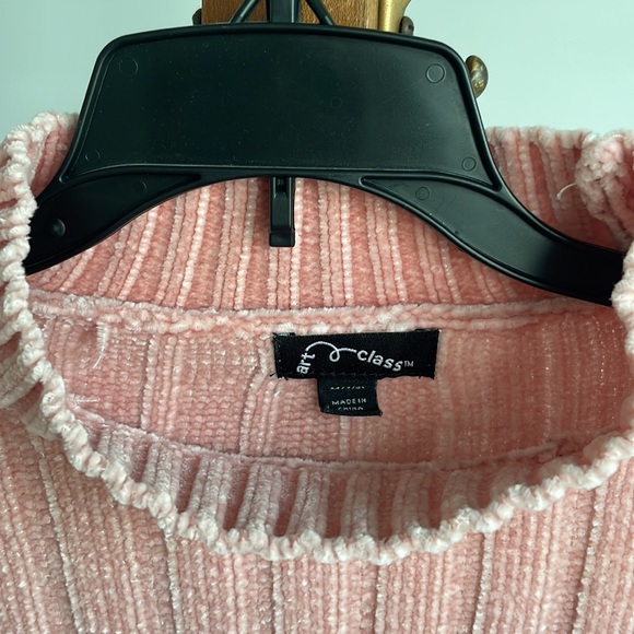 Pink sweater - Picture 2 of 4